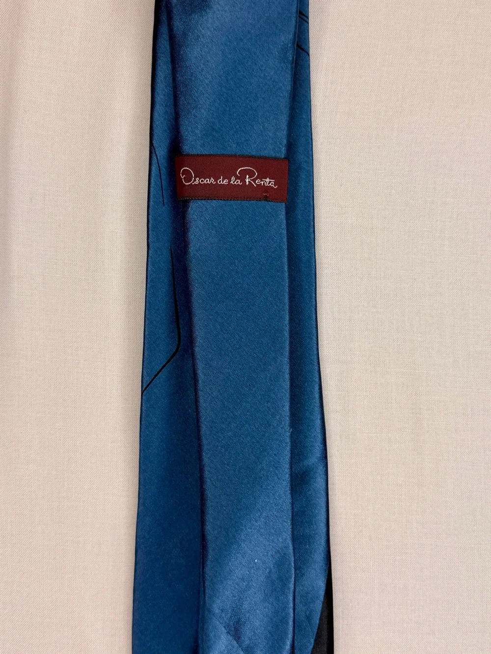 Rare Oscar de la Renta 100% Silk Designer Tie – Blue & Black Art Deco